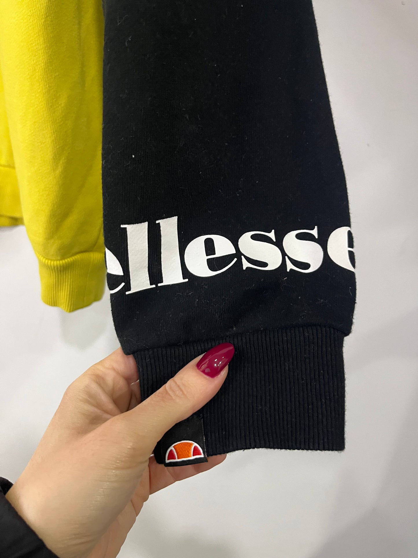 Ellesse