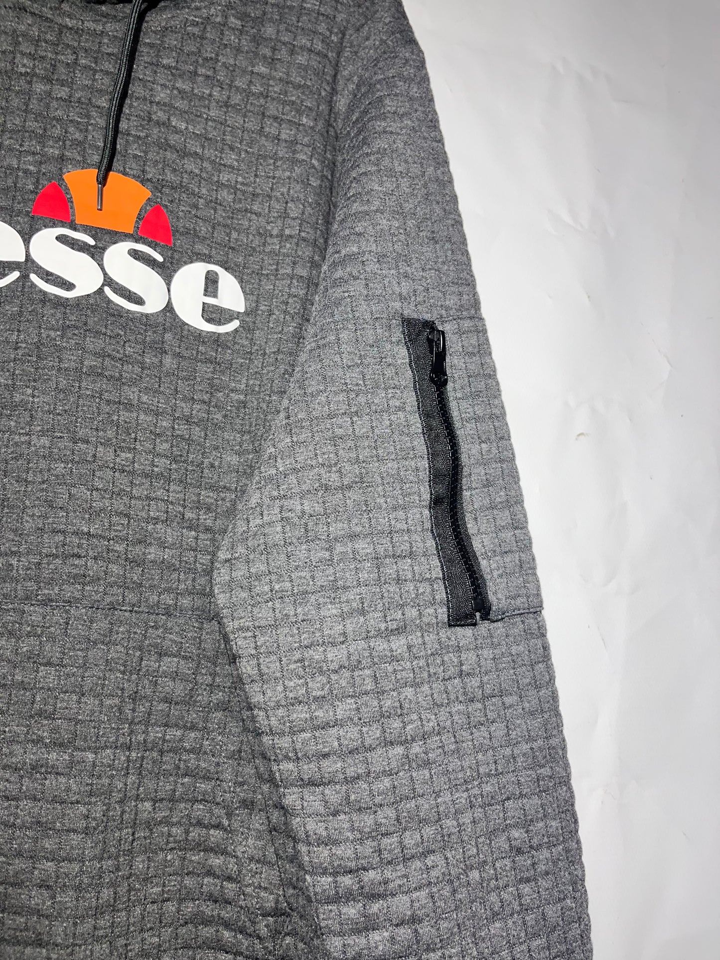 Ellesse