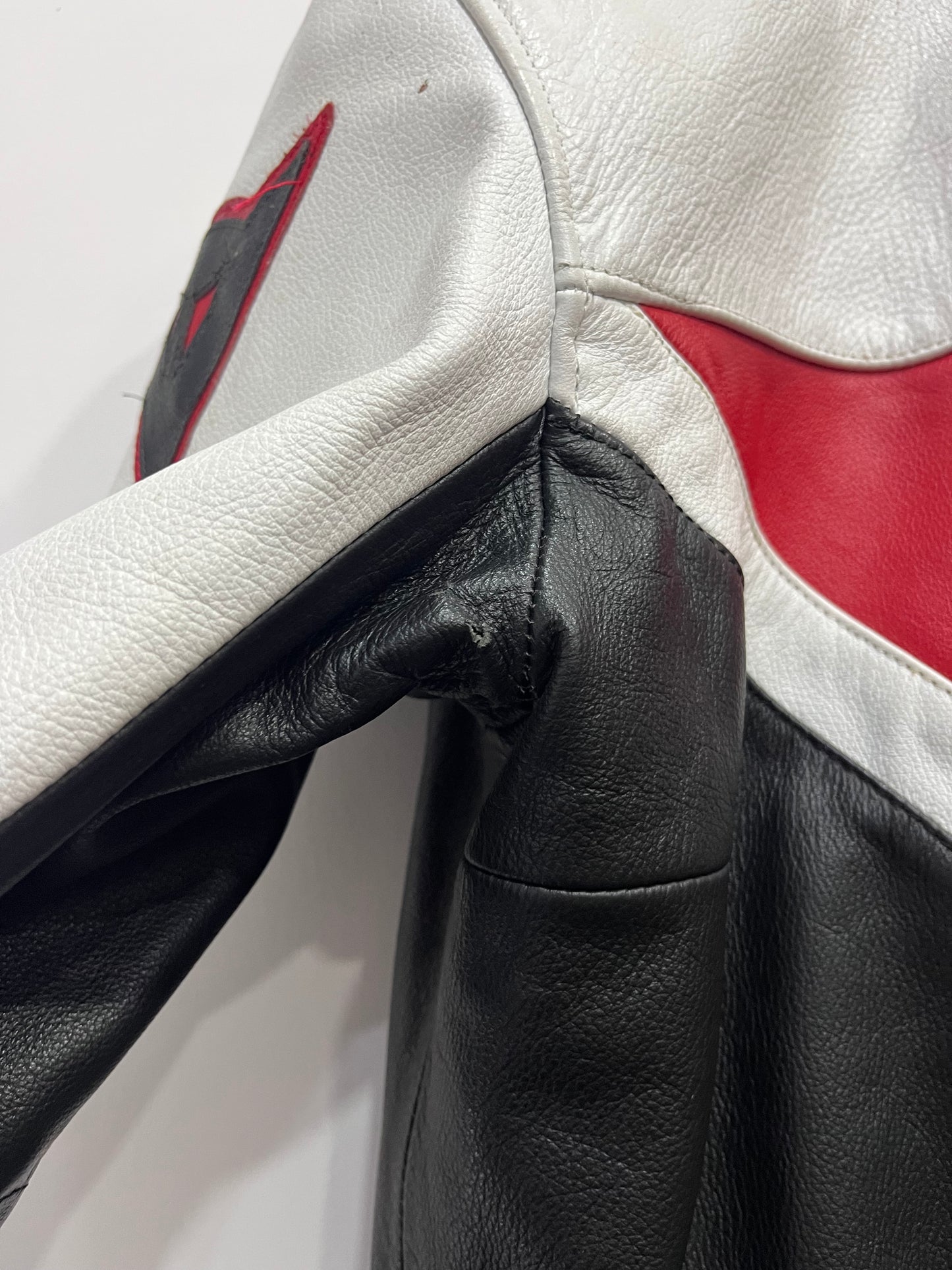 Dainese
