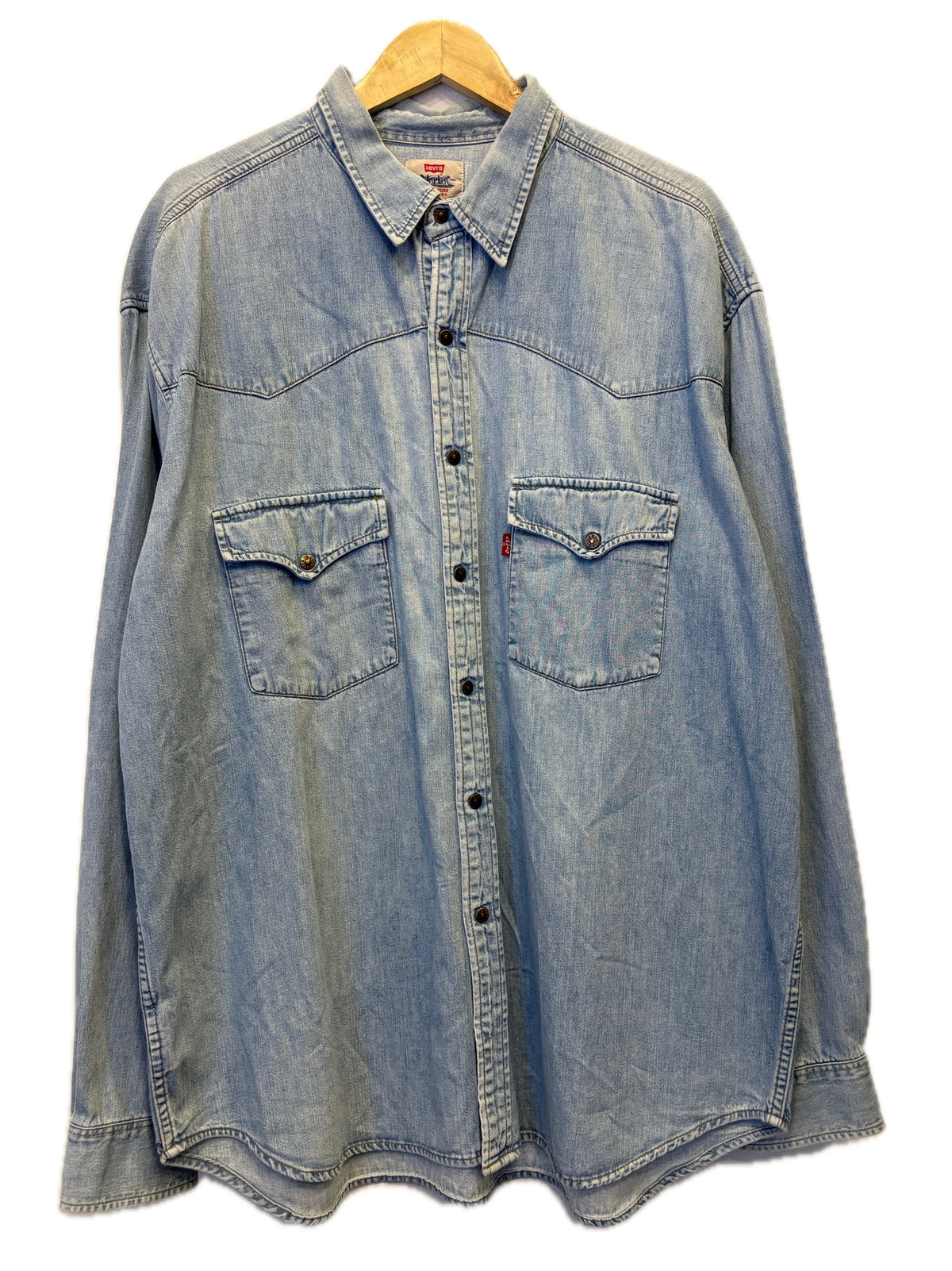 Levi's