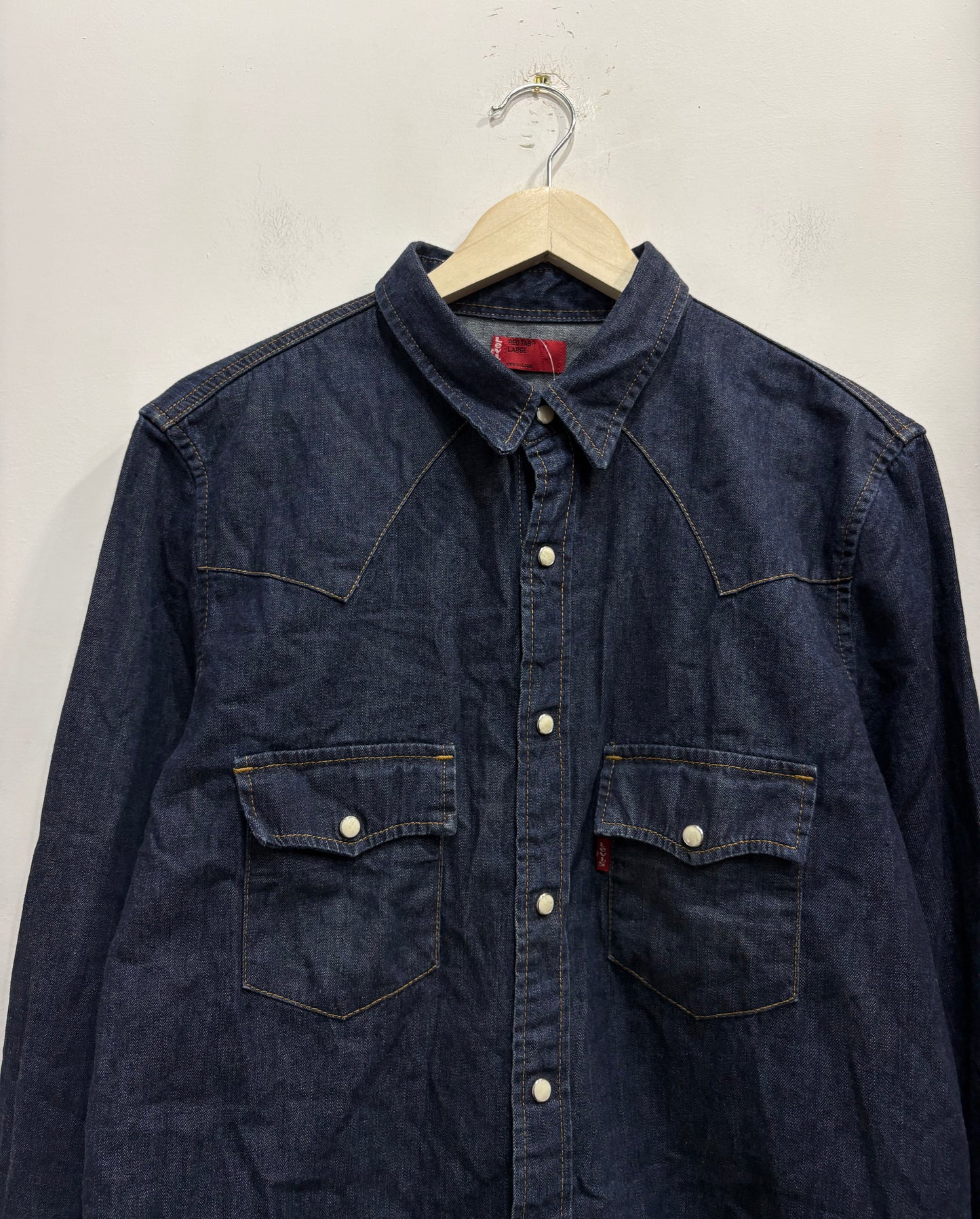 Levi's