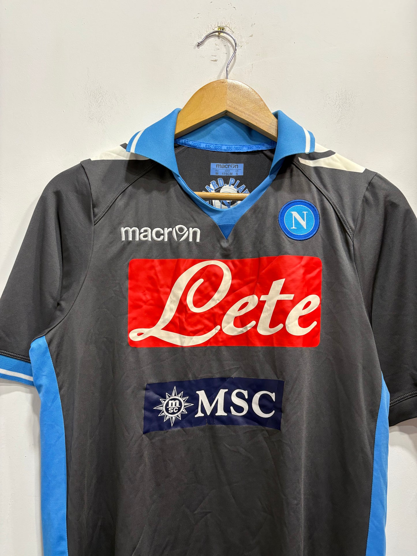 Macron Napoli